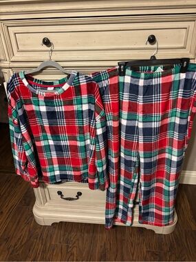 Cozy Plaid Fleece Pajama Set - Red, Green & Navy